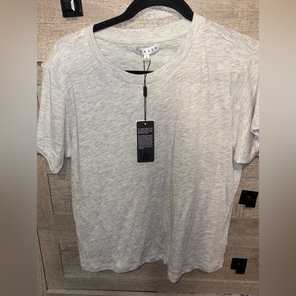 Chaser womens Crew Neck T-Shirt in Light Gray